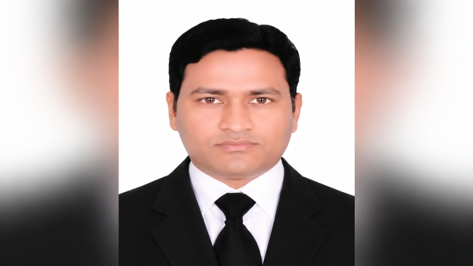 লালবাগে ভাড়া বাসা থেকে আইনজীবীর অর্ধগলিত মরদেহ উদ্ধার